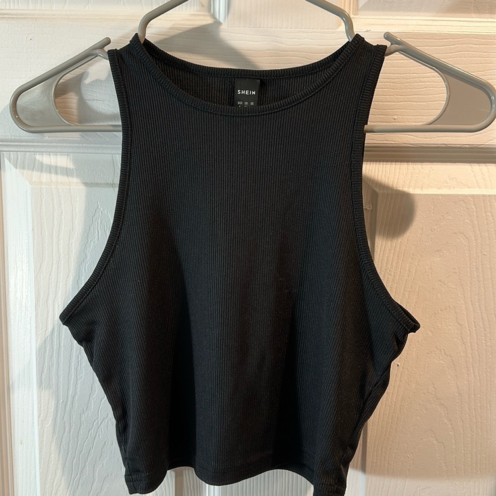 SHEIN TANK TOP SIZE S PETITE